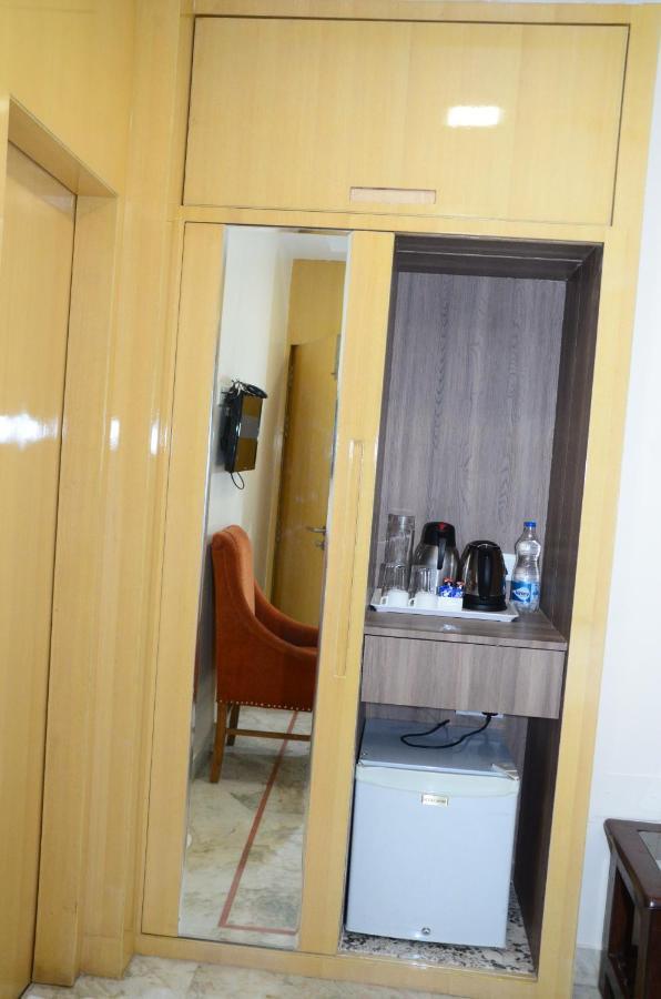 Crytsal Residency Hotell Ranchi Eksteriør bilde