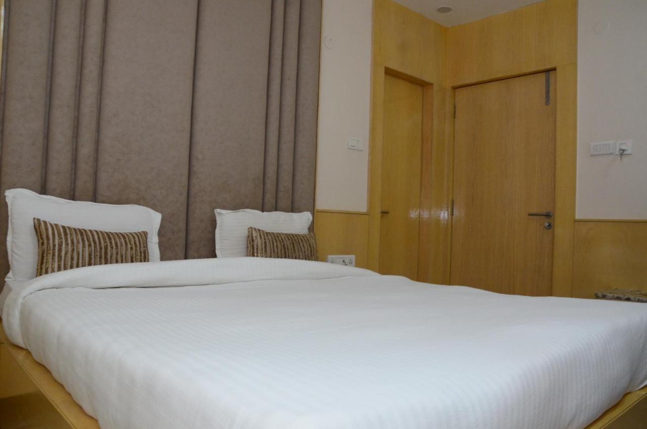 Crytsal Residency Hotell Ranchi Eksteriør bilde
