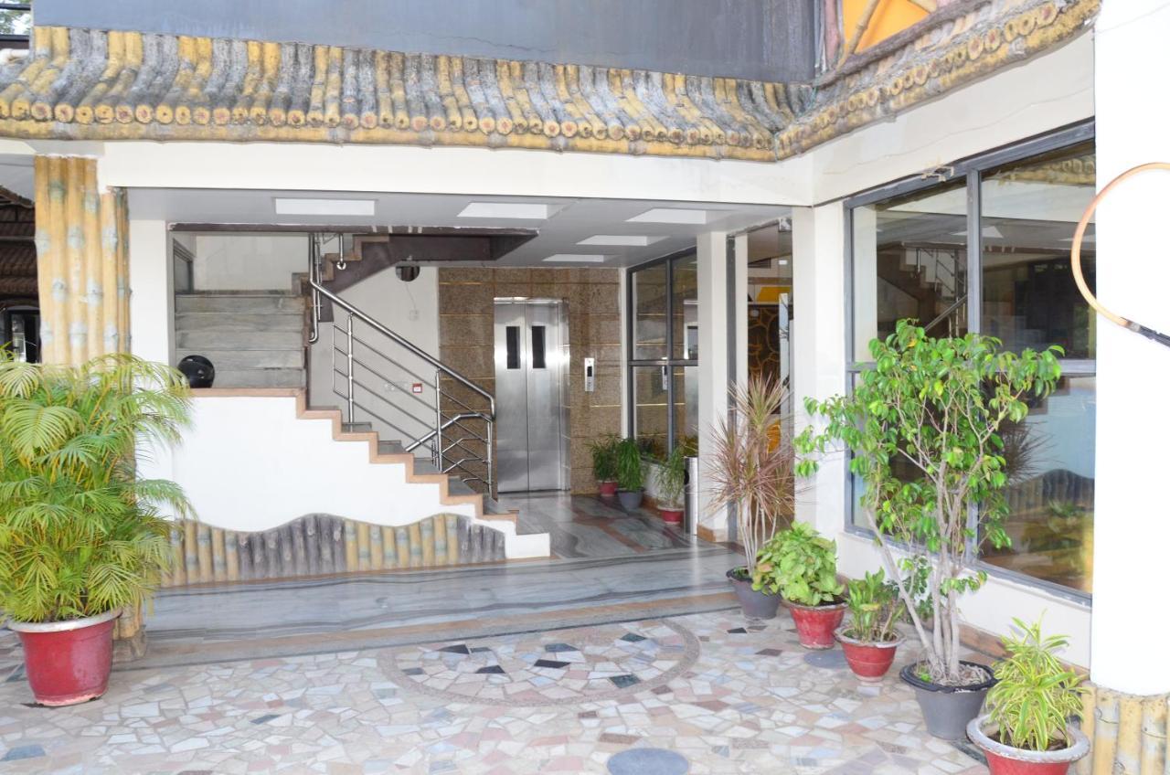 Crytsal Residency Hotell Ranchi Eksteriør bilde