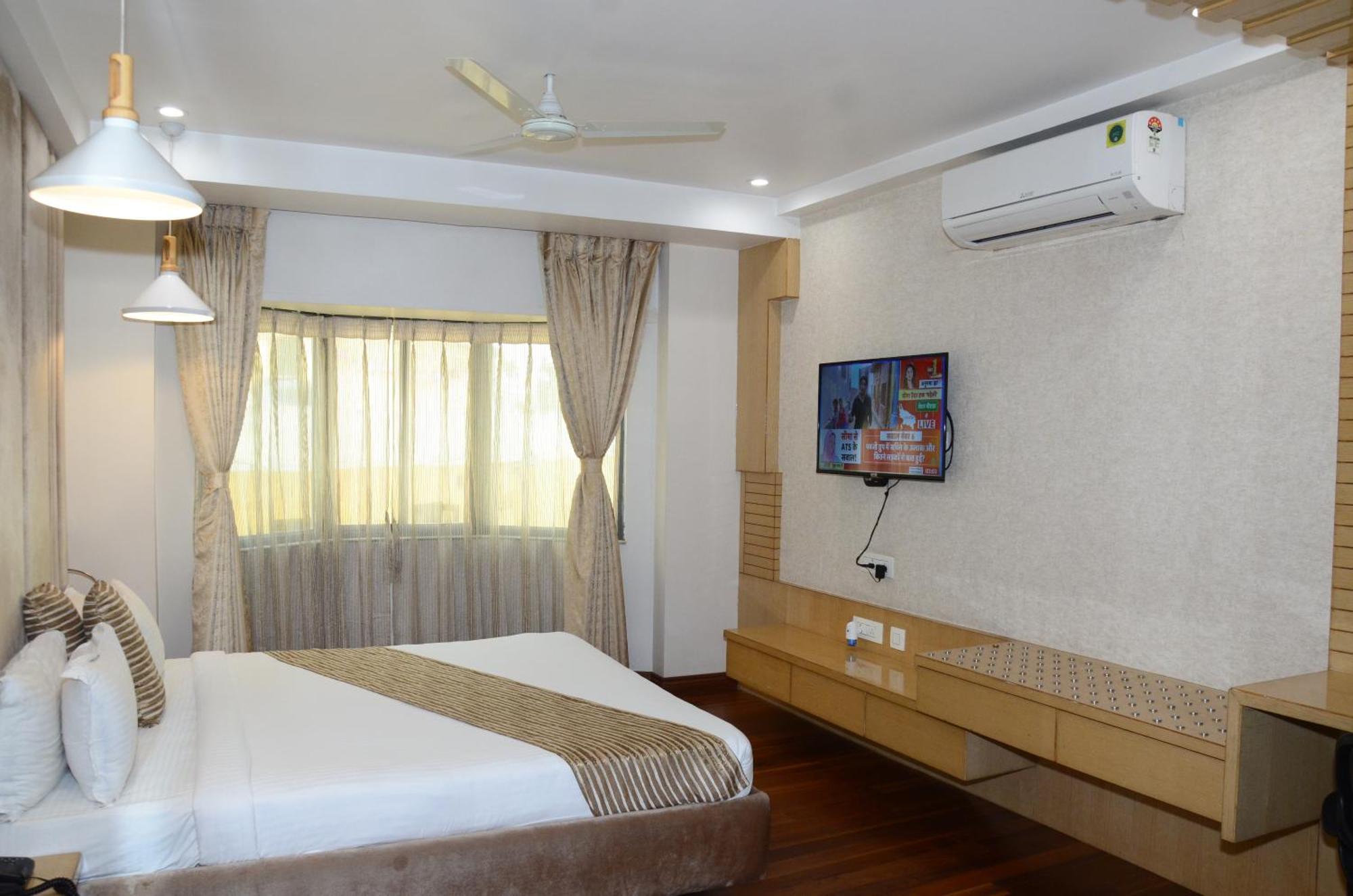 Crytsal Residency Hotell Ranchi Eksteriør bilde